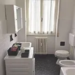 Casa Di Ale Incantevole Con Parcheggio Gratuito Lägenhet Verbania