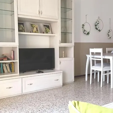 Casa Di Ale Incantevole Con Parcheggio Gratuito Lejlighed