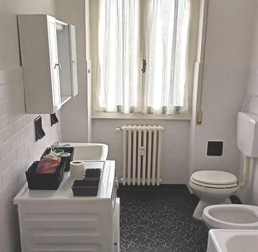 Casa Di Ale Incantevole Con Parcheggio Gratuito Lejlighed Verbania